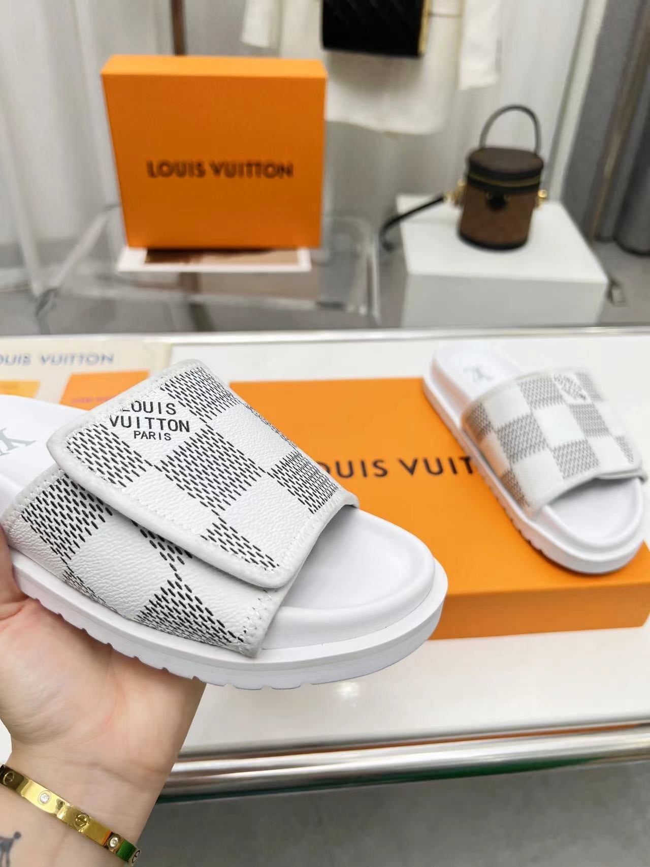 Trainer sandals XC0823080103