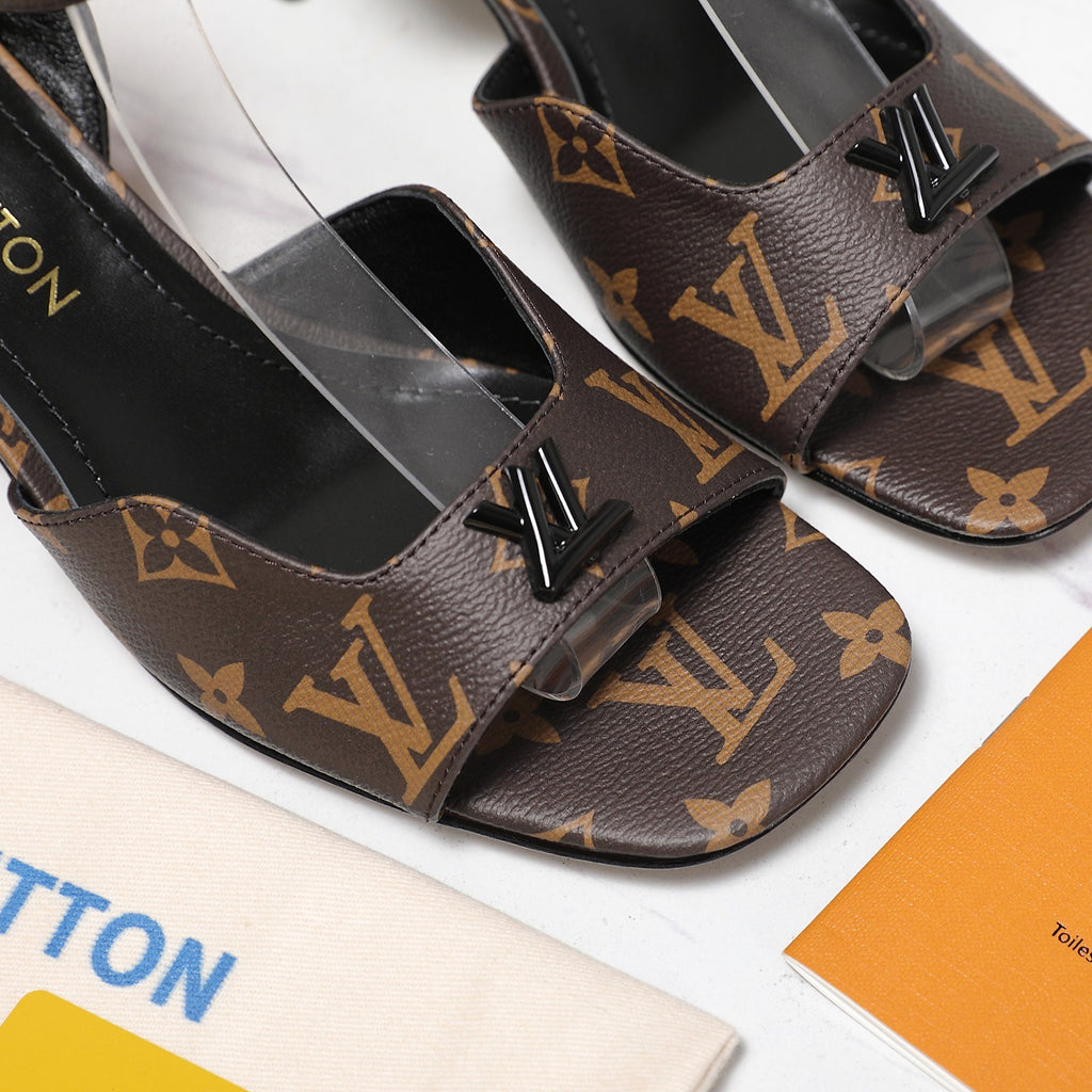 L sandals 1825043001