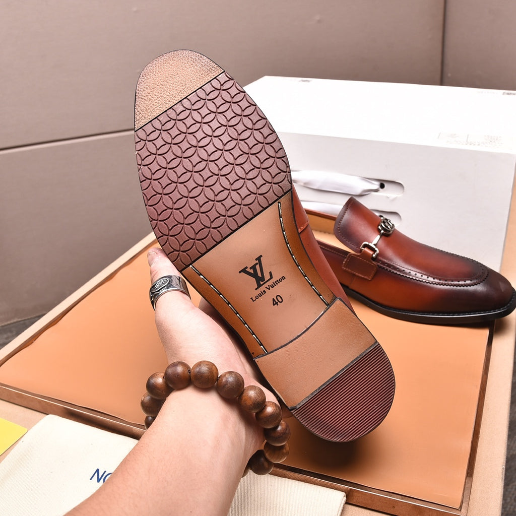 VV New leather shoes, top quality  26070312