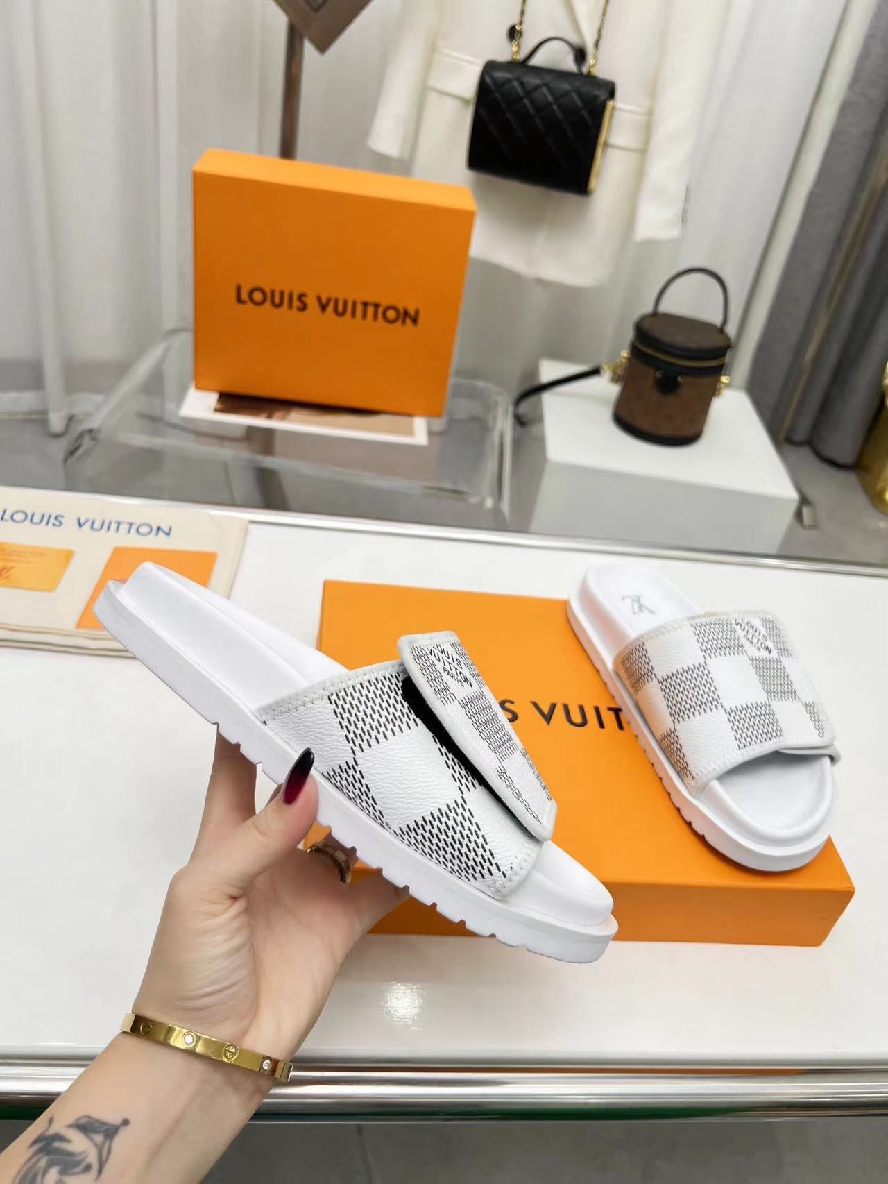 Trainer sandals XC0823080103