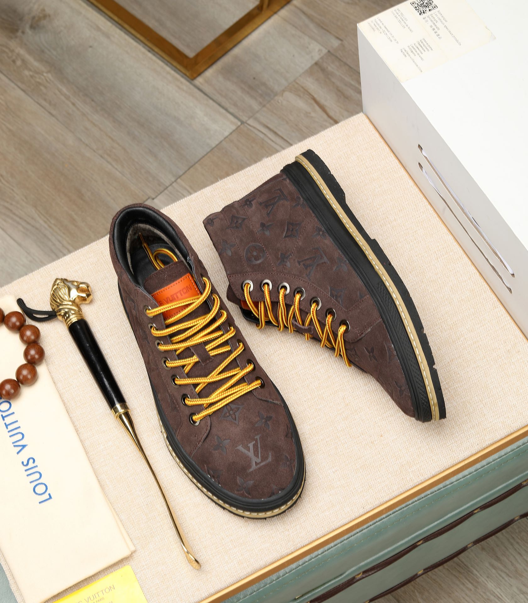 Trendy casual high-top shoes XC0823111403