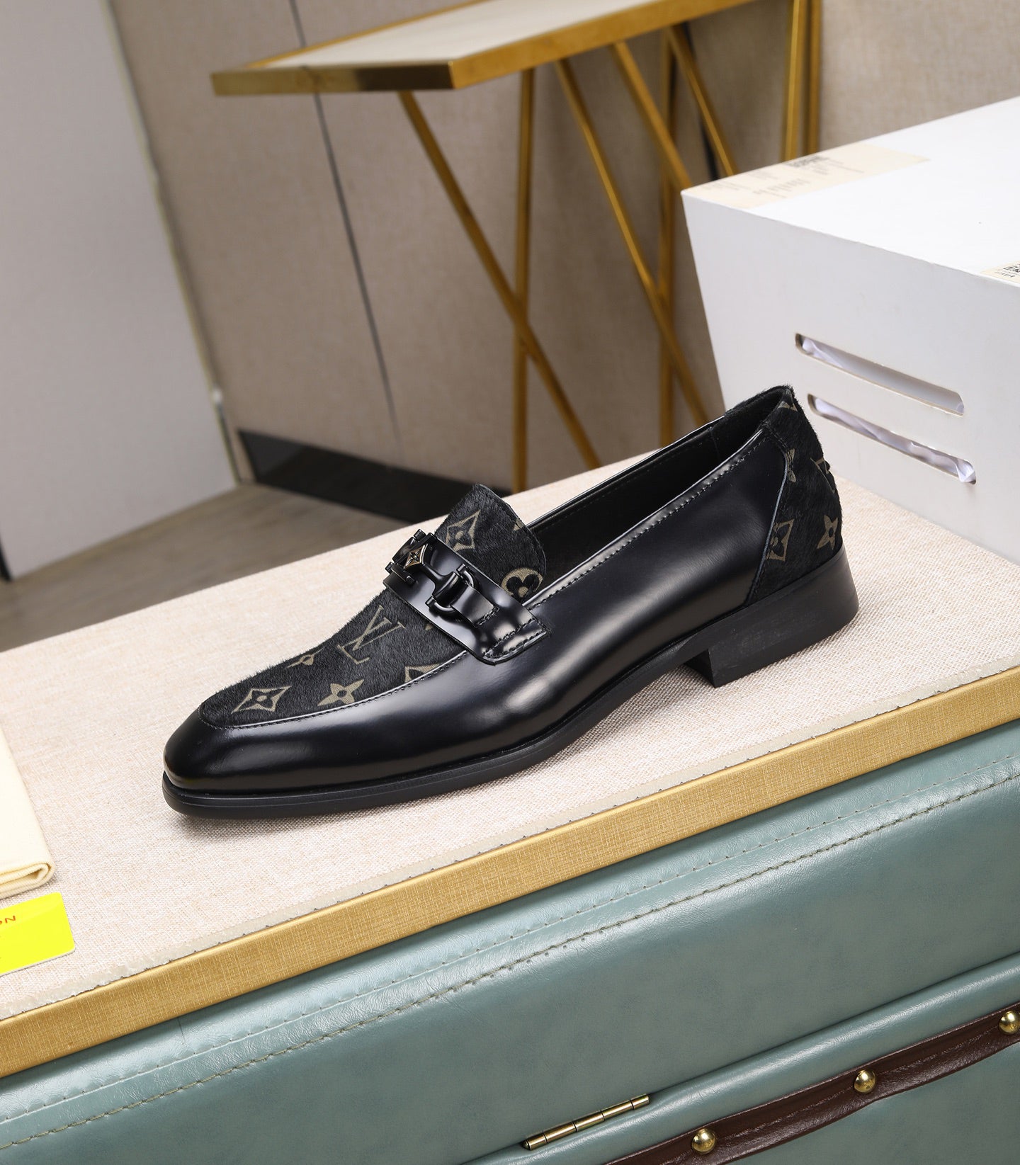VV  Latest formal business leather shoes  26072107