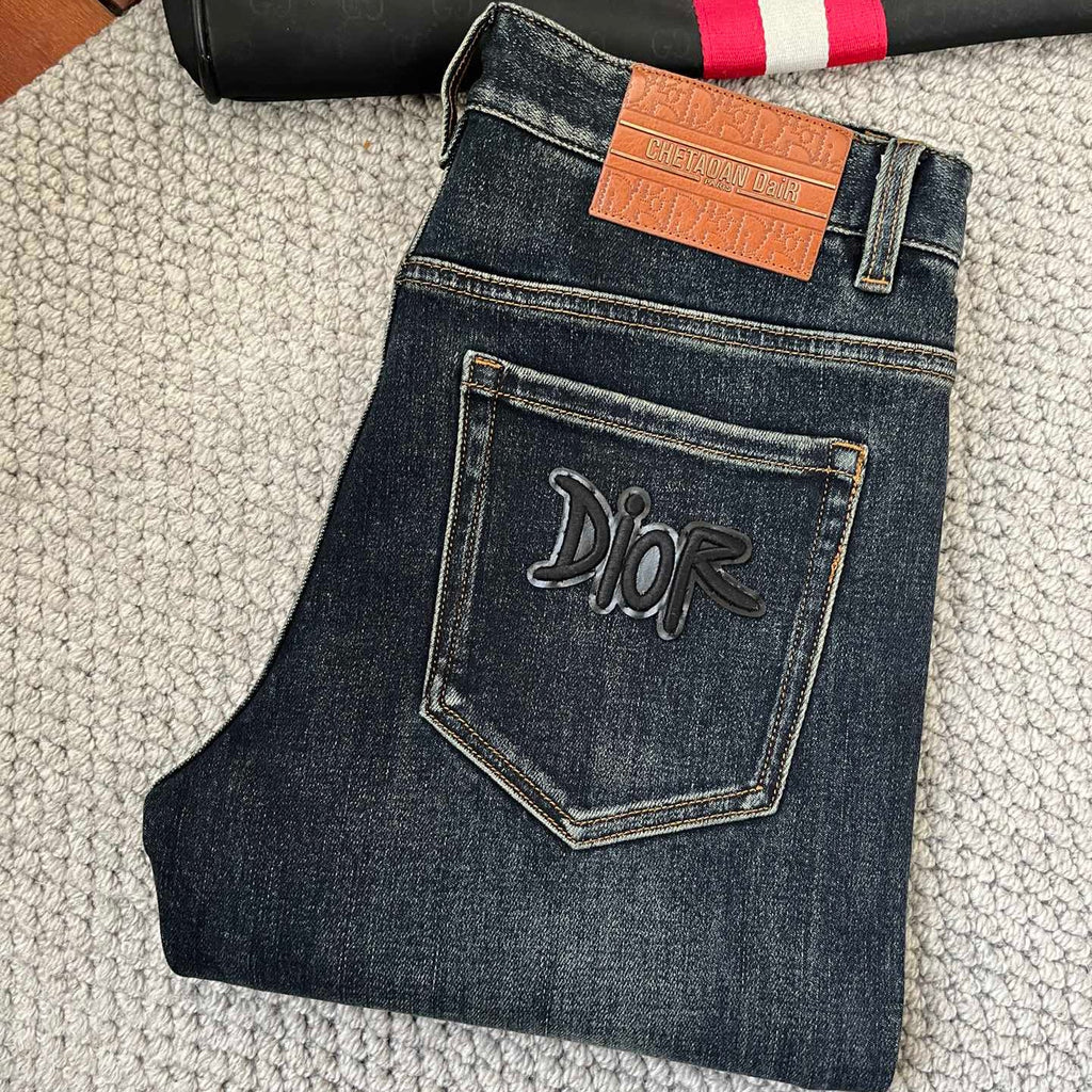 Men's straight through casual jeans 1025011613