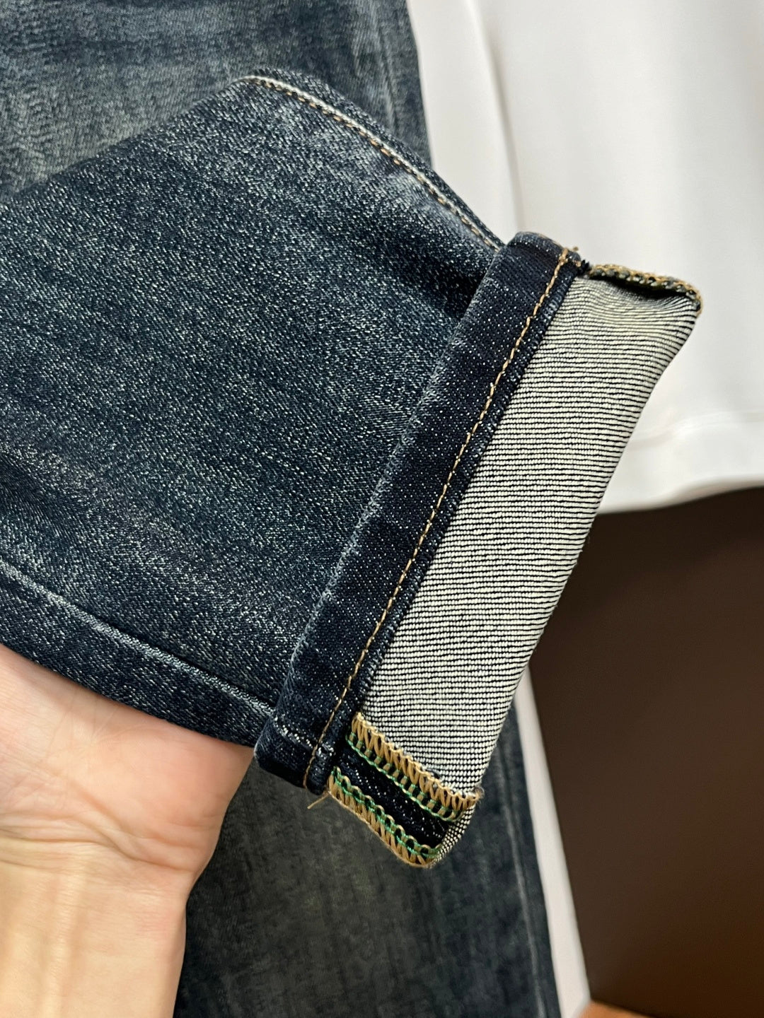 GG Latest hot-selling men's jeans 26020402