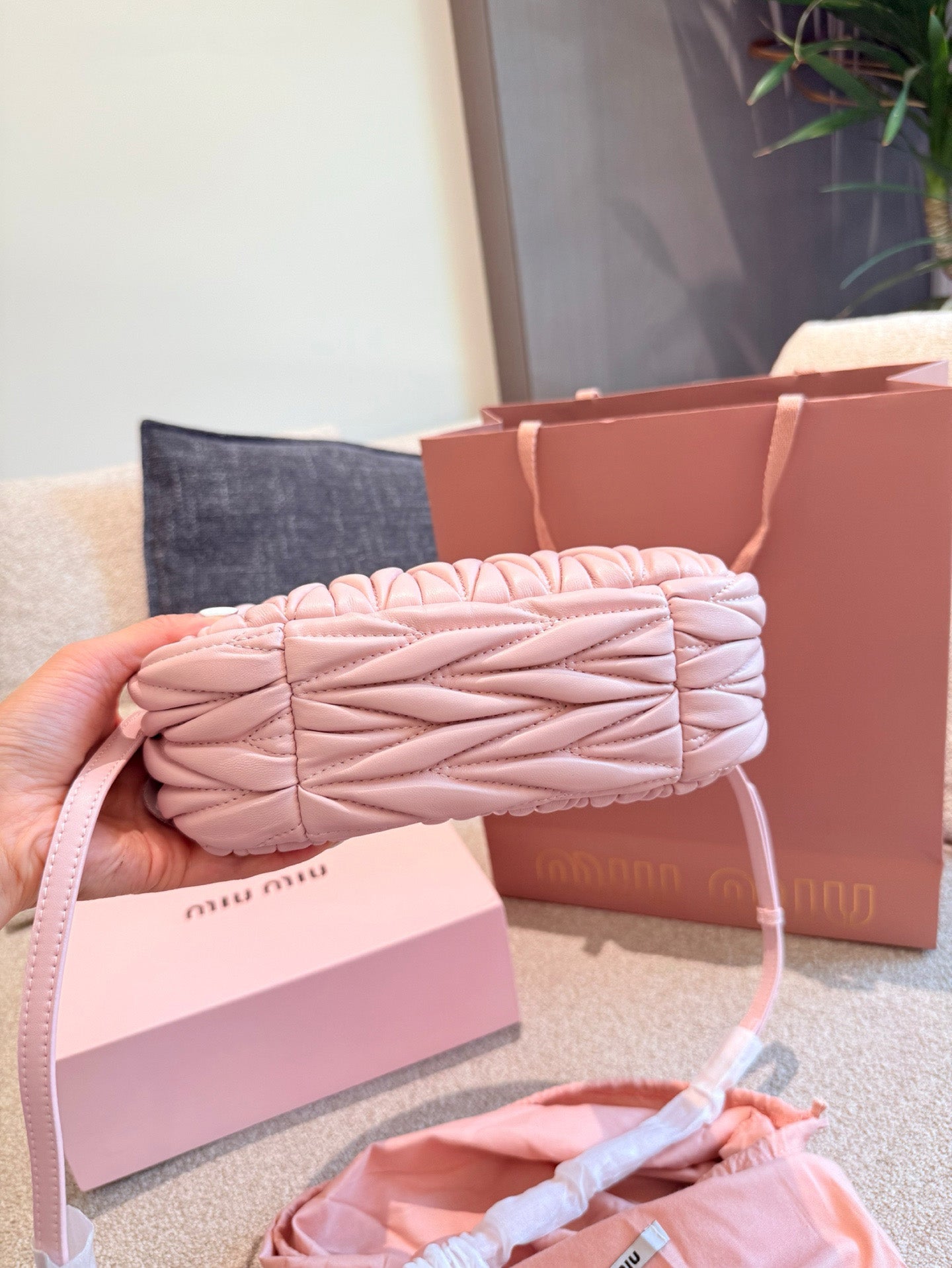 MM Hobo Crescent Bag 1825062307
