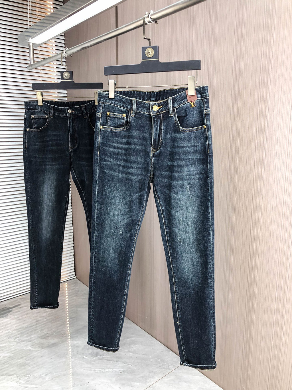 VV New original denim jeans 26020203