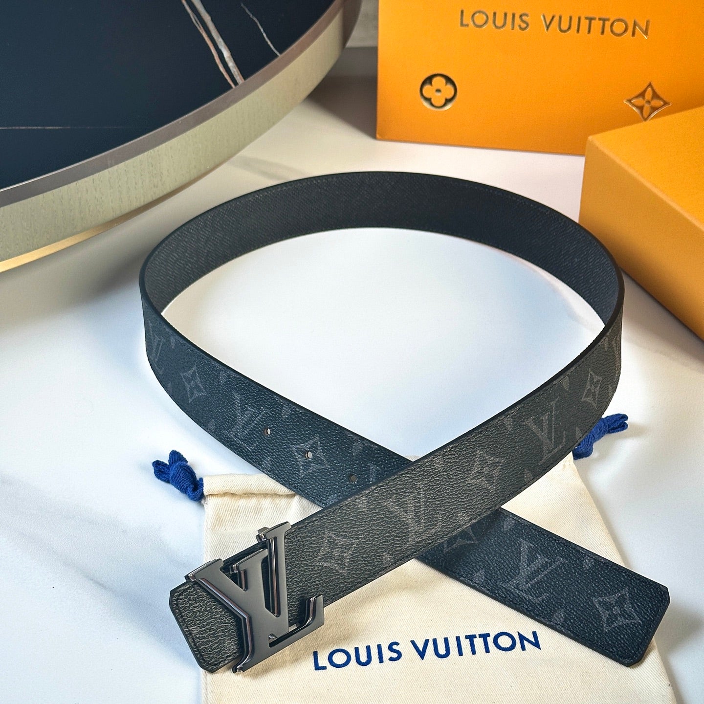 Luxury metal letter top-grain cowhide belt 26022404