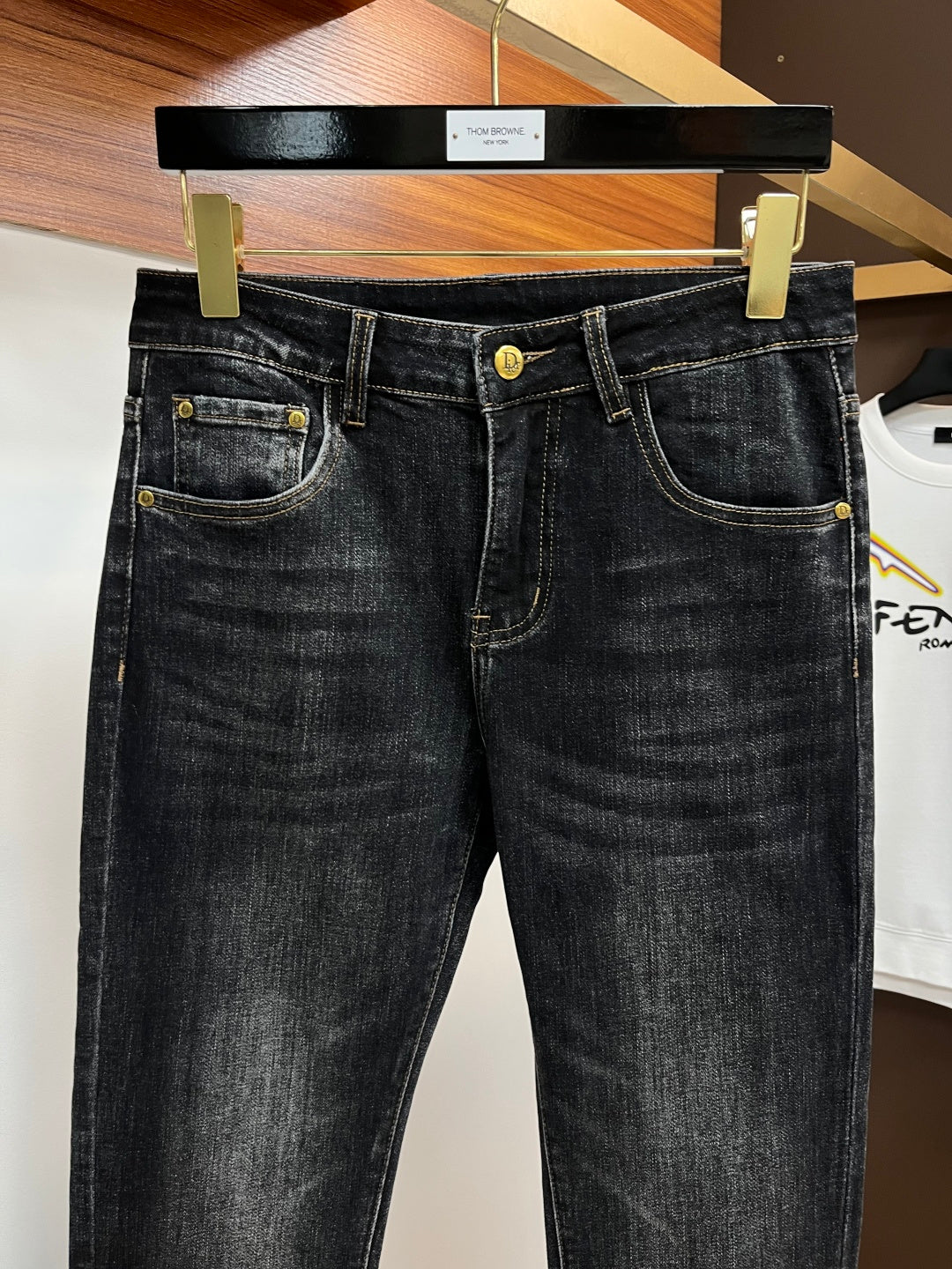 CD Latest hot-selling men's jeans 26020507
