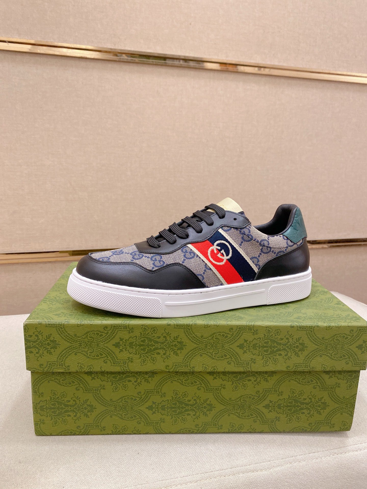 Gui Latest casual and stylish men's shoes 26032416