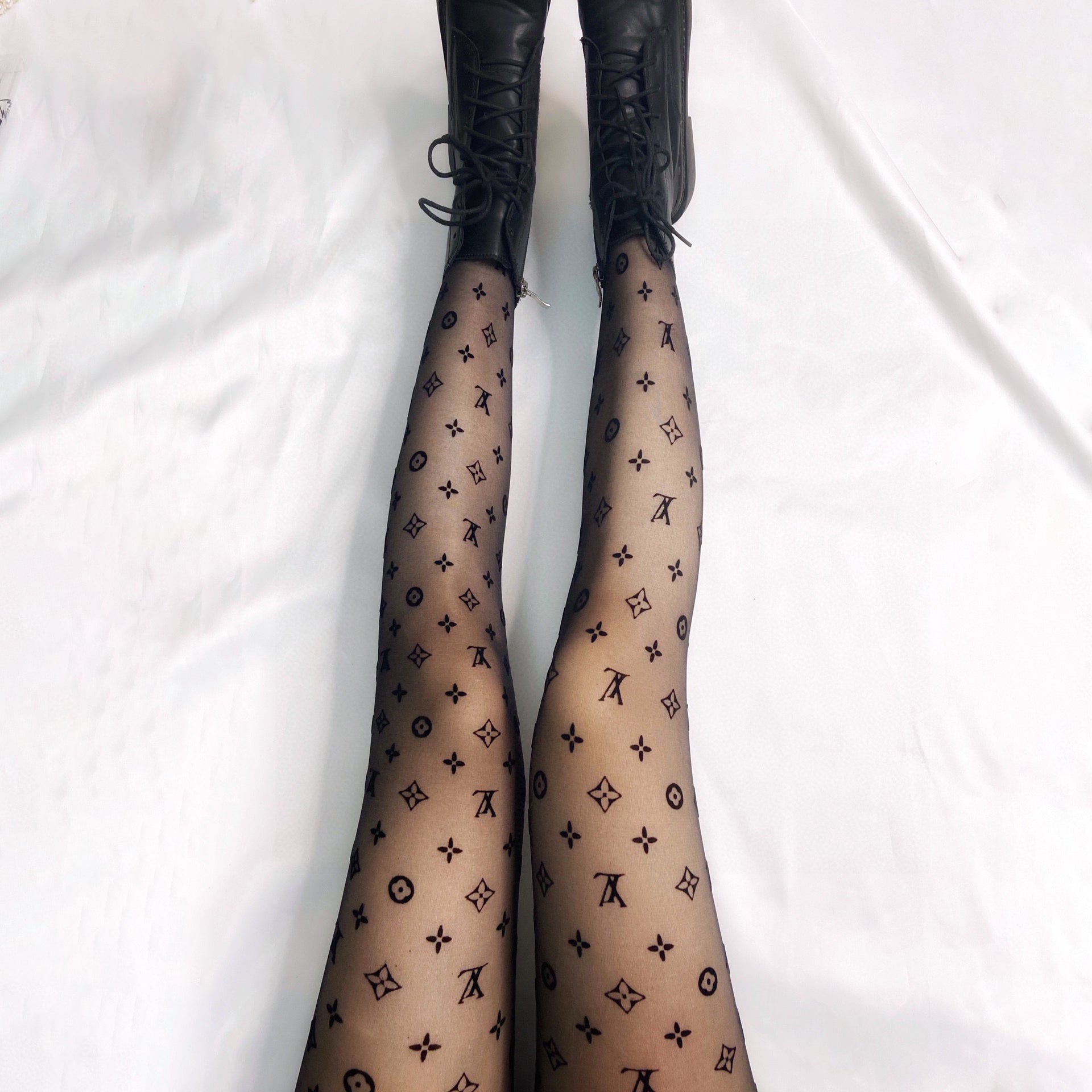 Sexy thin leggings and flocked stockings XC1823082501