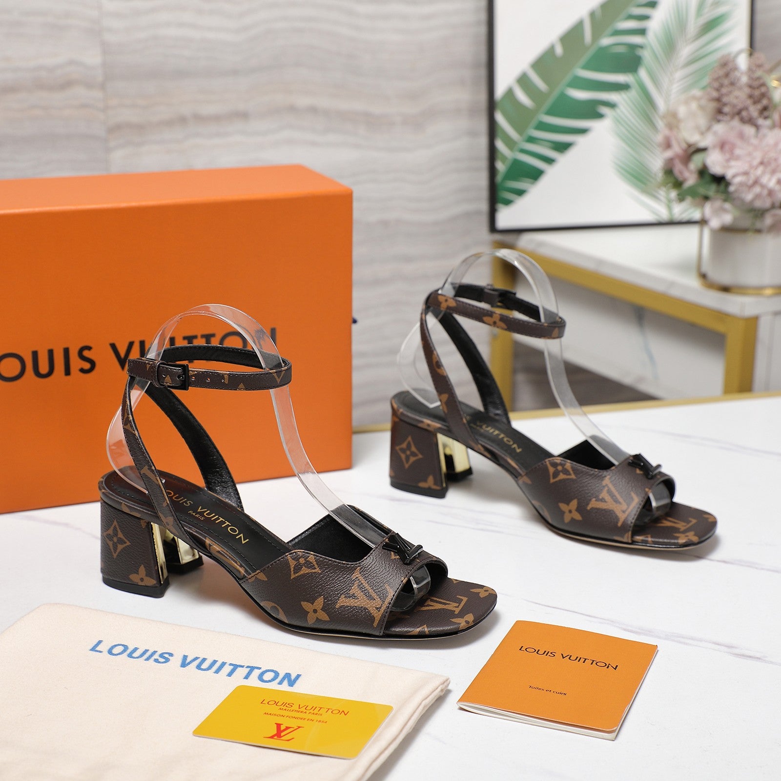 L sandals 1825043001
