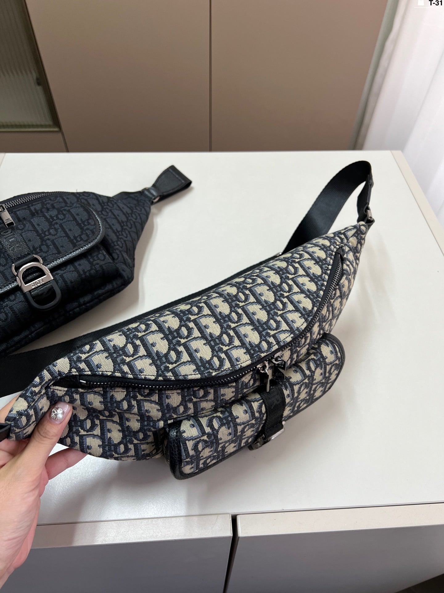 Oblique jacquard CD embroidery knitted waist bag chest bag 1825052323