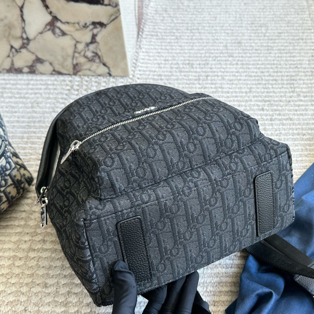 CD Oblique Backpack 1825052602