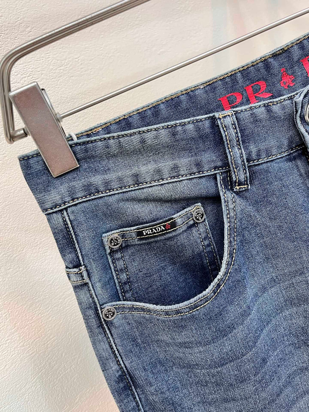 PR New men's jeans 26031216