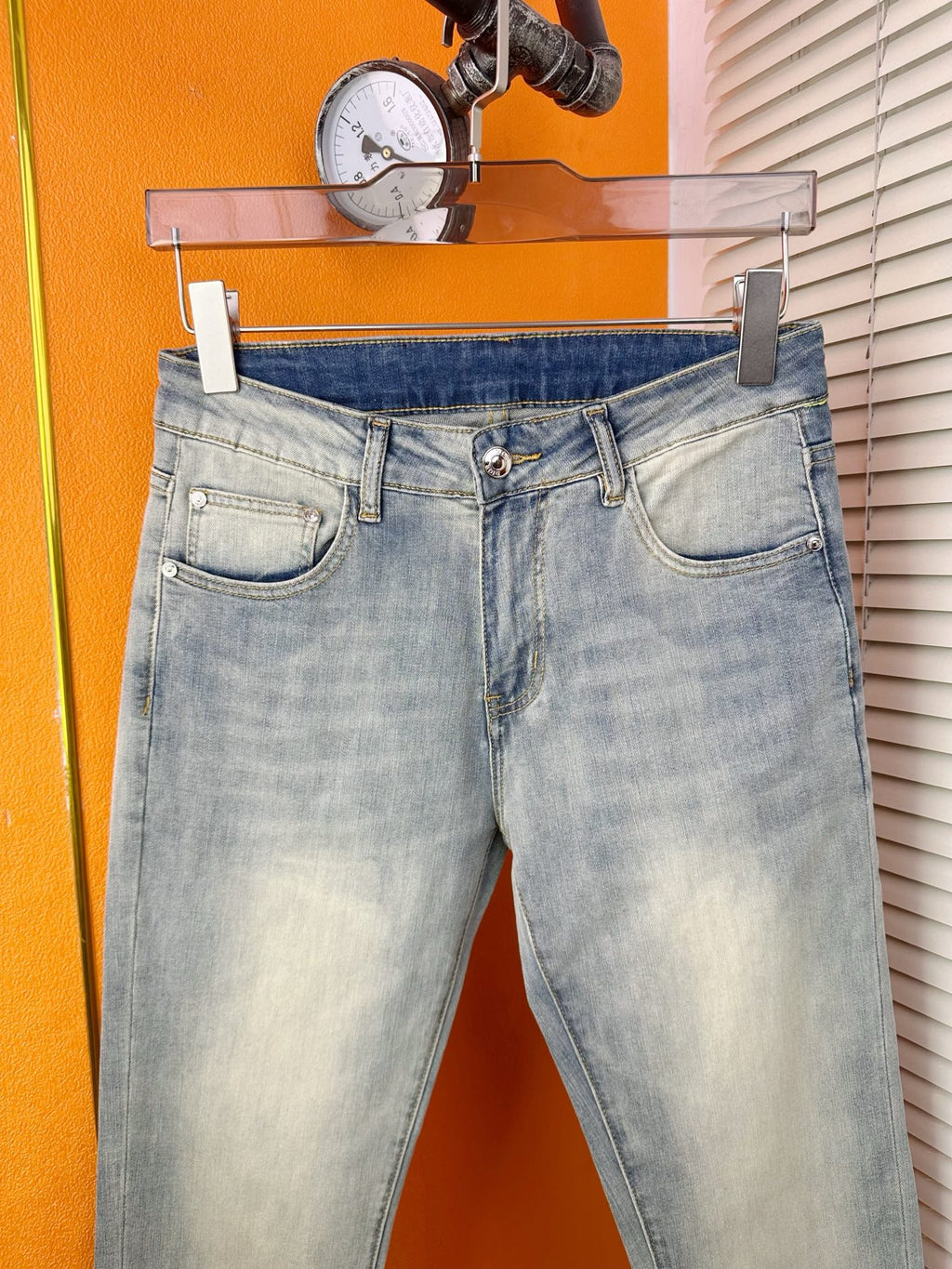 CD New Men's Casual Denim Trousers for Summer 2026 26061103