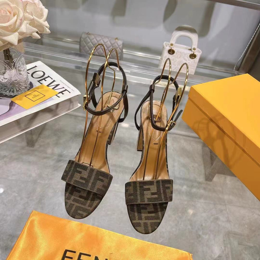 New Fashionable Thick Heel Fish Mouth Strip Sandals 1024022101