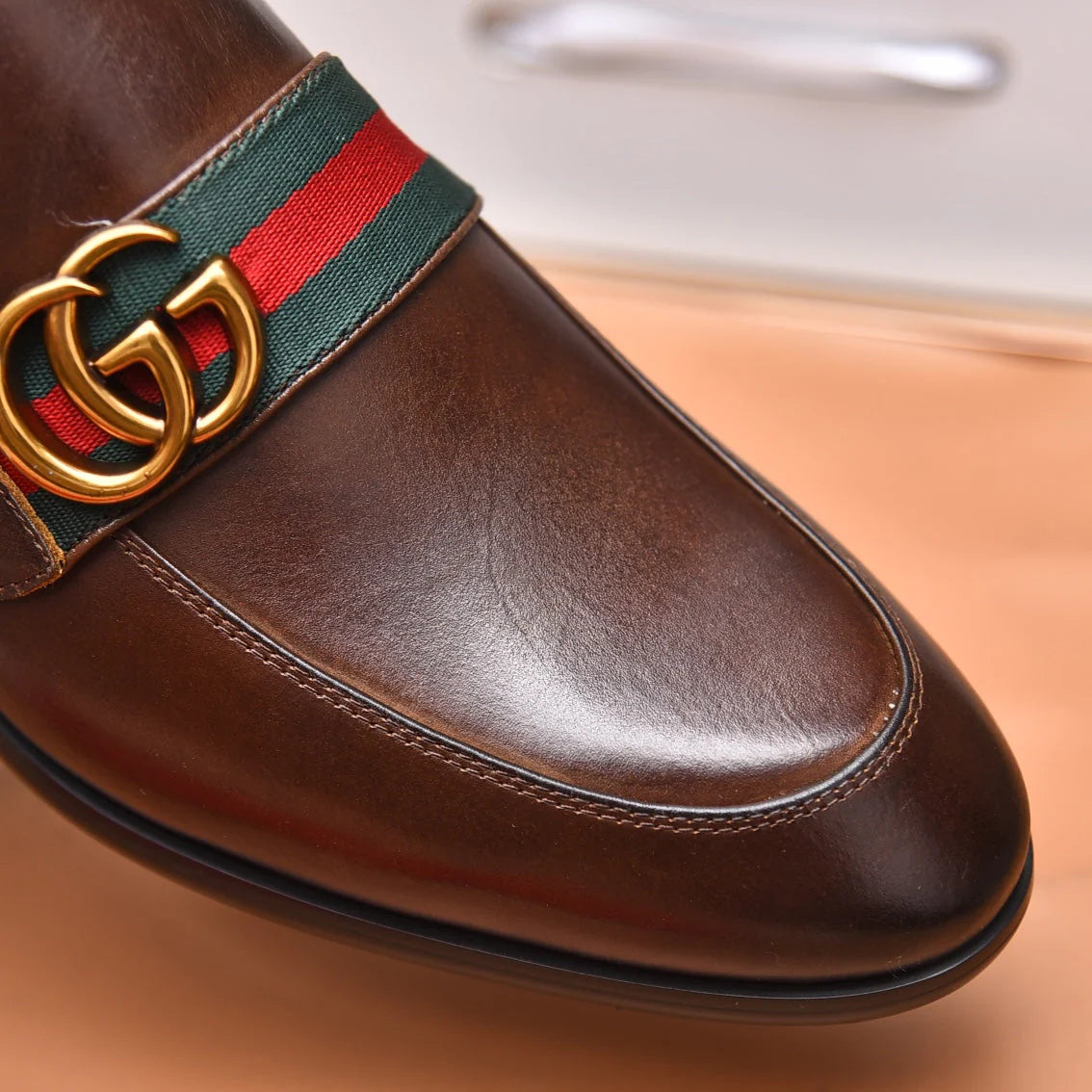 Gentleman Men's Shoes Leather Popular Classic Pesbyterian Pattern Loafers G07
