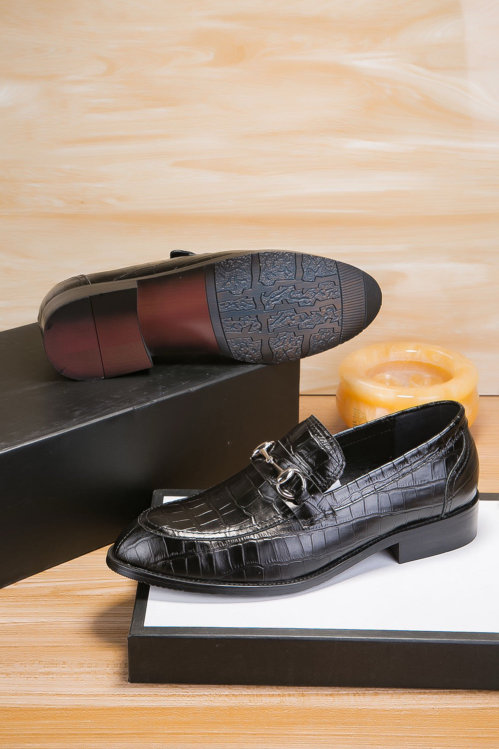 GUI New business-casual slip-on leather shoes  26072102