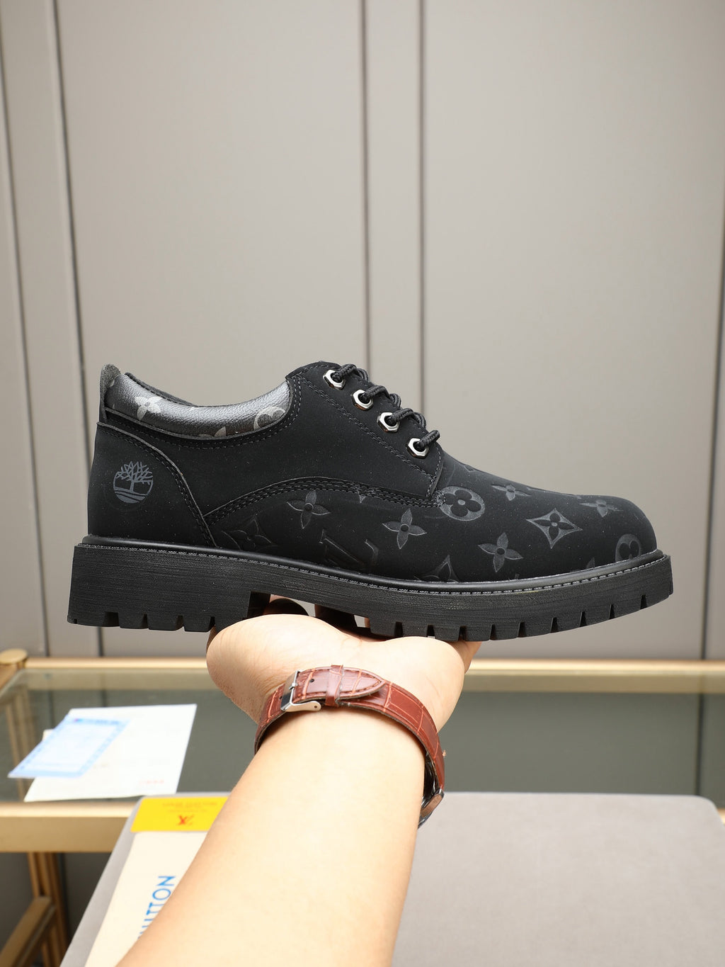 VV Retro-style monogram ankle boots (collaboration model)  2026070301