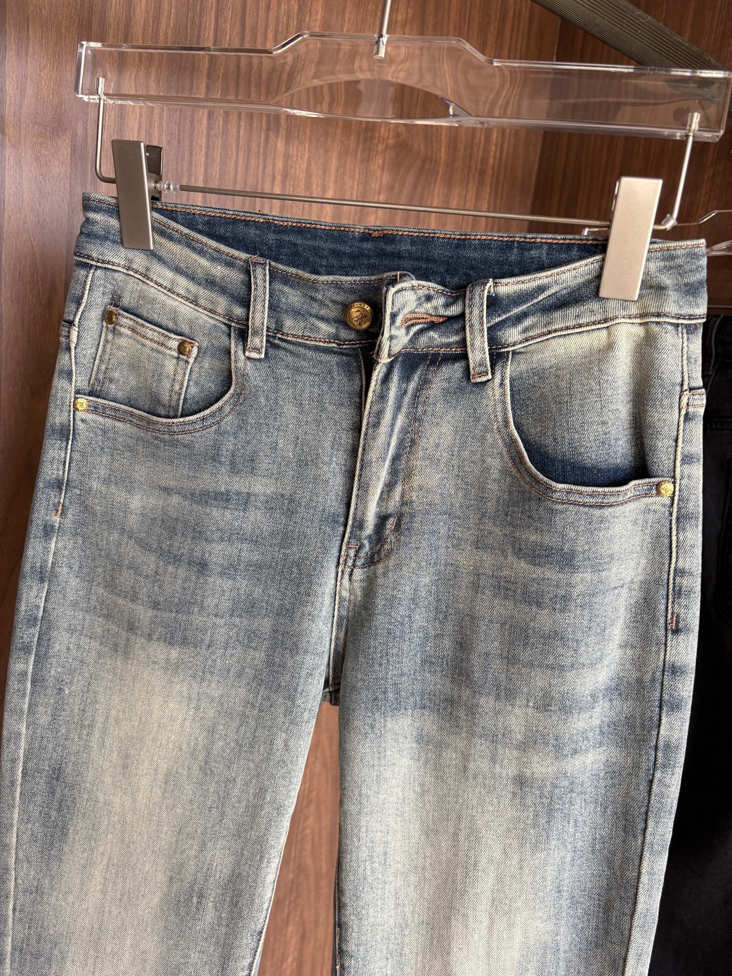 VV Custom-made, original washed denim fabric 26020408
