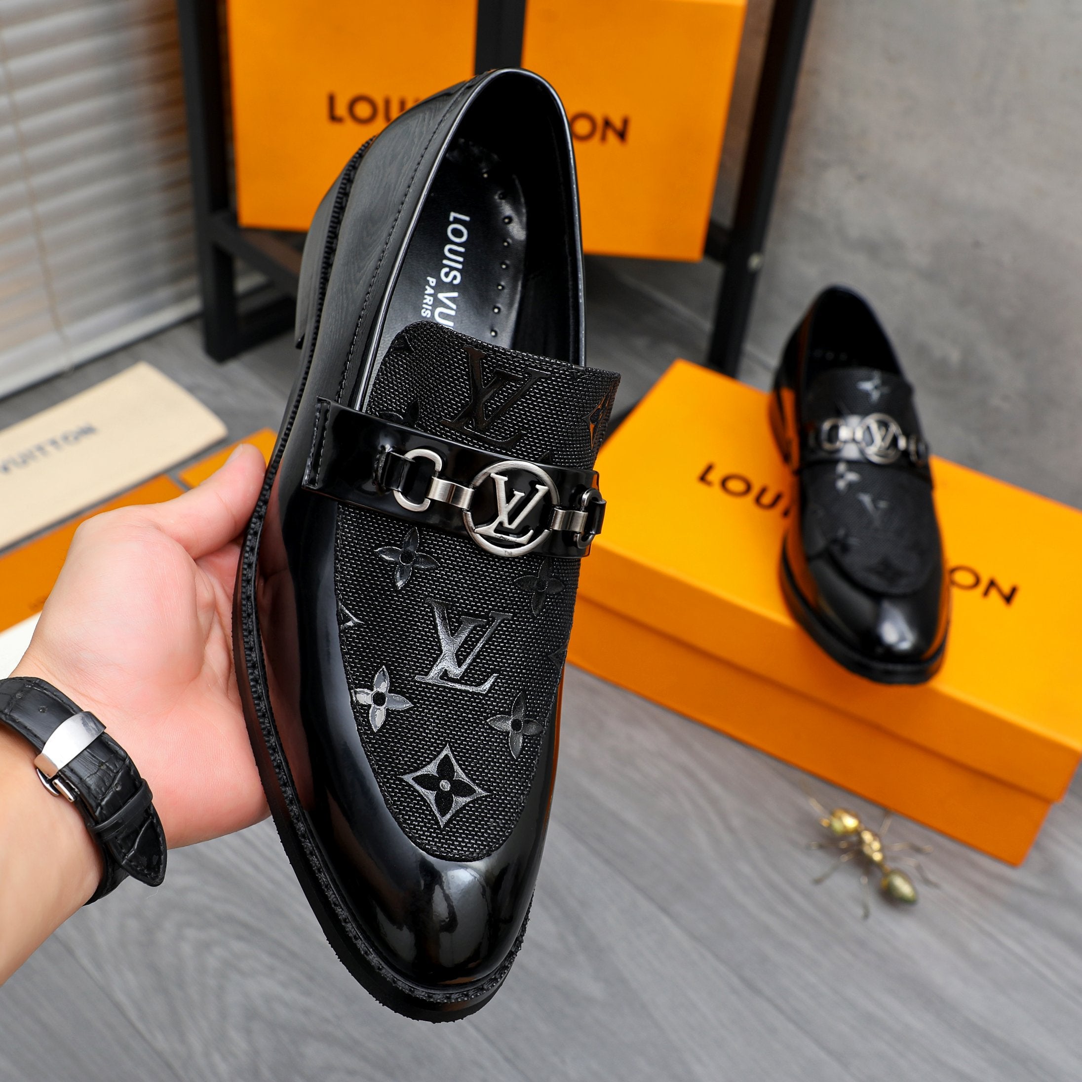 VV Casual leather shoes 26072105