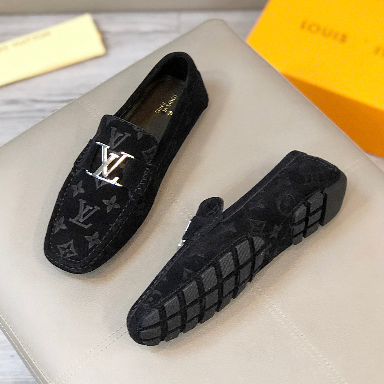 Nubuck-embossed slip-ons loafers PD16060101