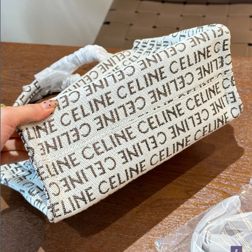 SEL 24 New Classic letter logo handbag XC24092412