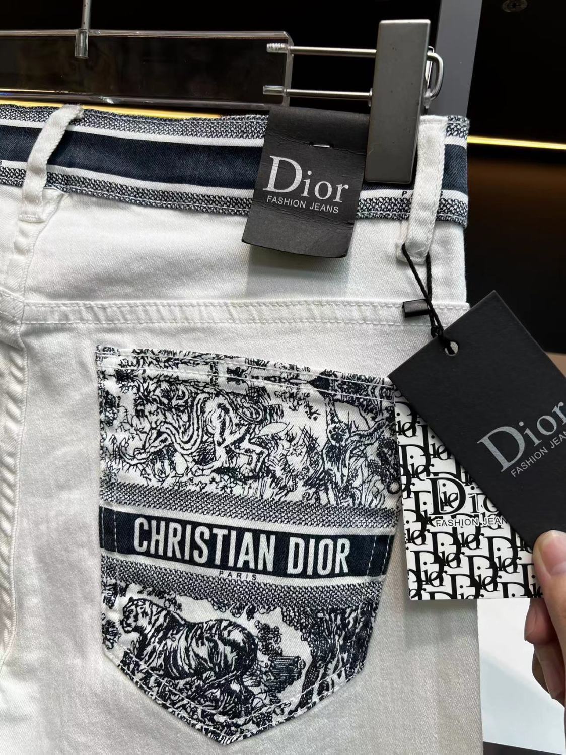 New Arrival Light Luxury Embroidered Men's Jeans Slim-Fit Straight All-Match Stretch Trousers 1024060312