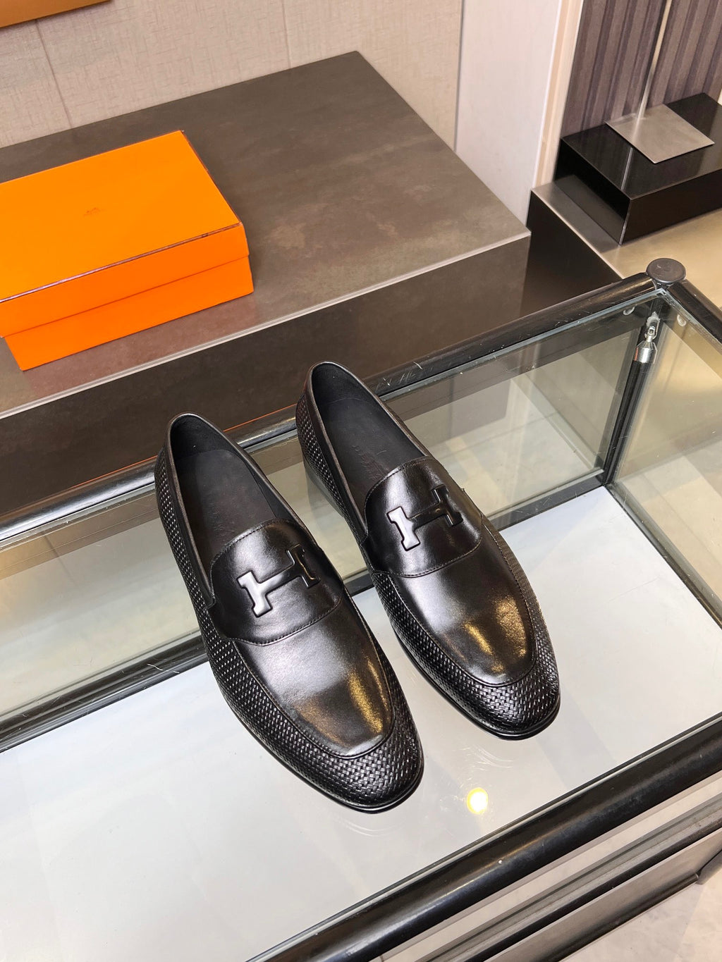 HM Top quality genuine leather loafers 26070805