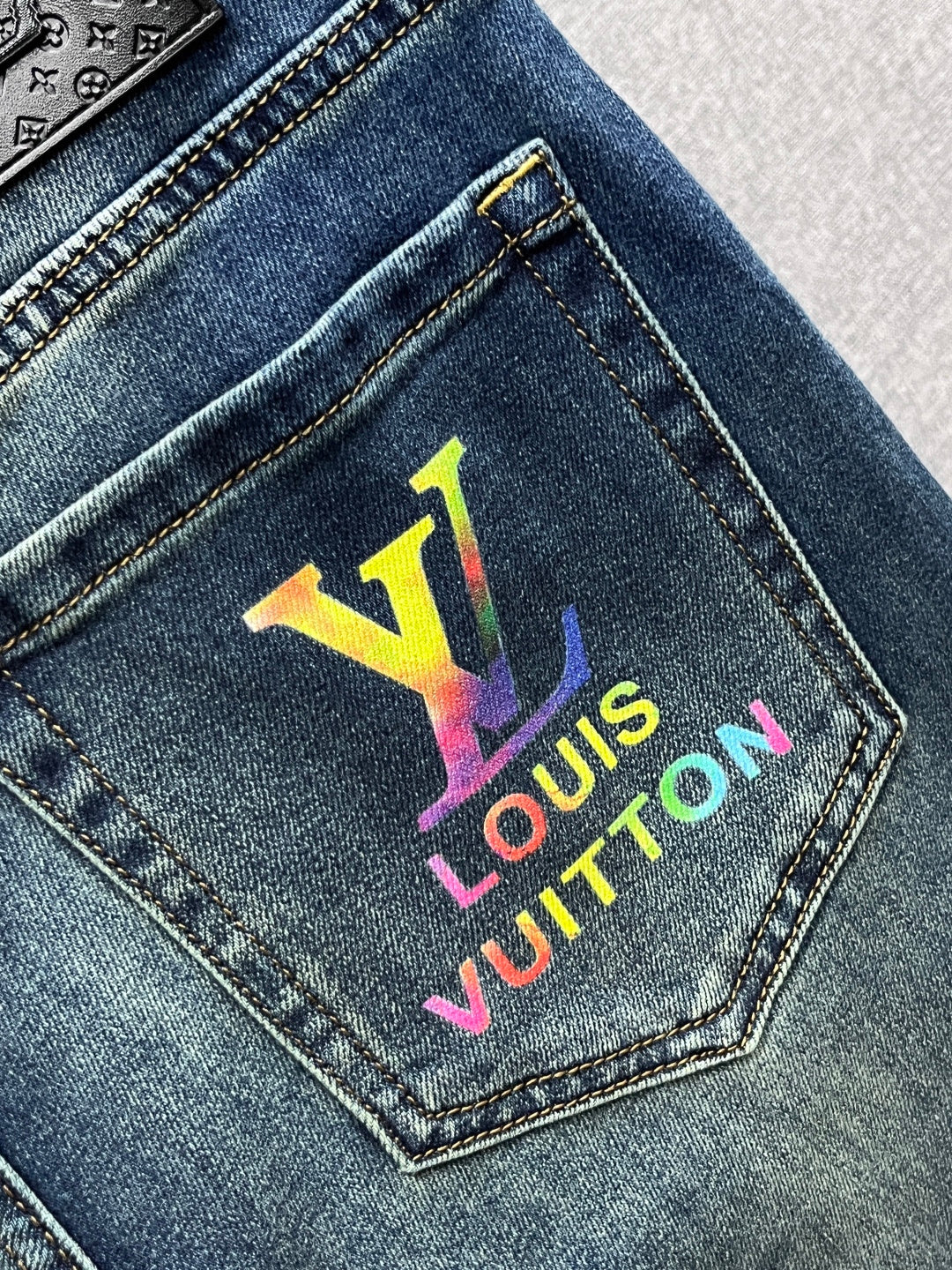 VV New super cool jeans 26020502