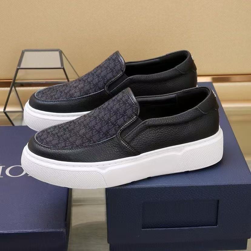 CD Men's athletic chunky shoes 26030906