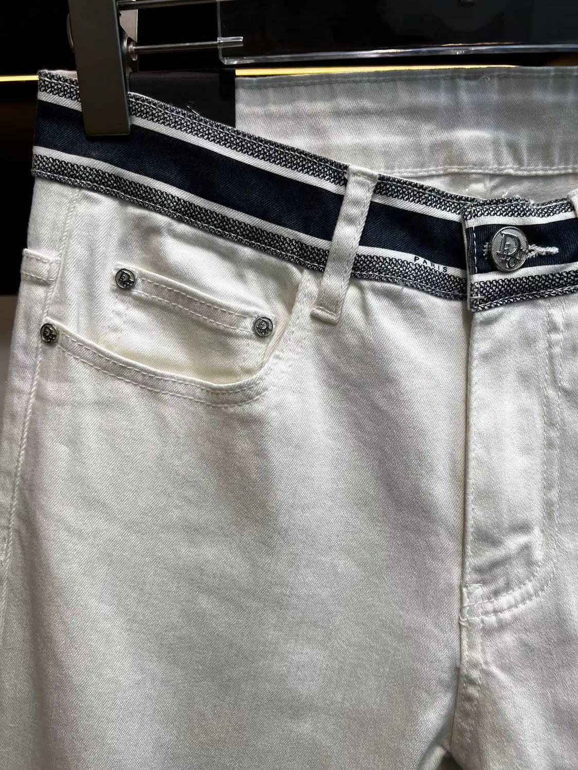 New Arrival Light Luxury Embroidered Men's Jeans Slim-Fit Straight All-Match Stretch Trousers 1024060312