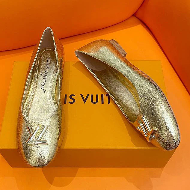 Daily commuting fashion versatile single shoes 1025012305