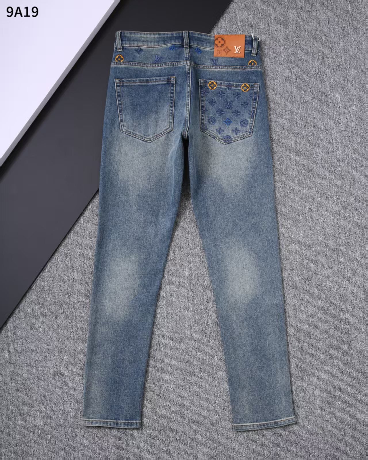 VV Men's classic printed denim jeans 26020415