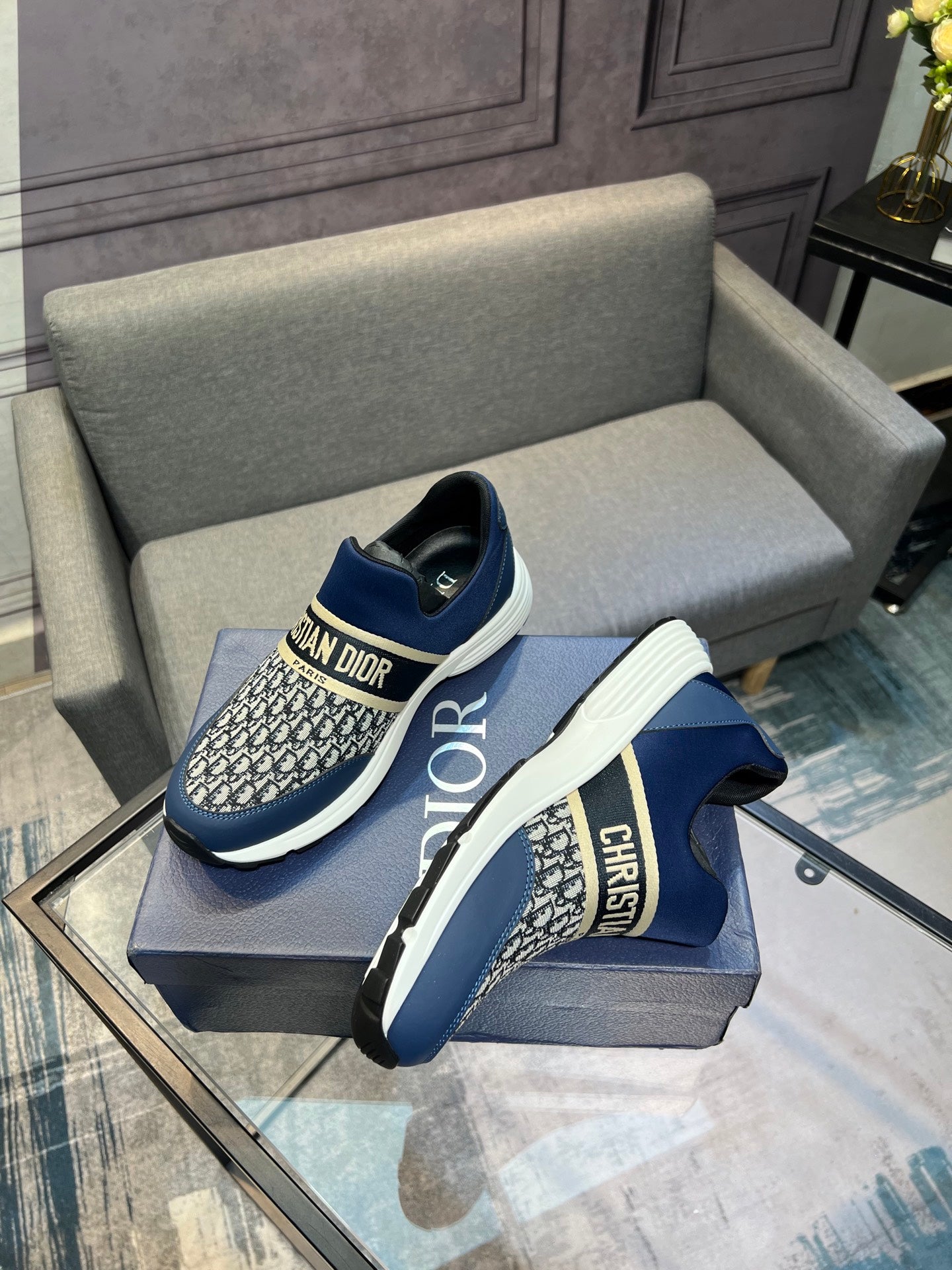 CD Hot-selling men's shoes 26031003