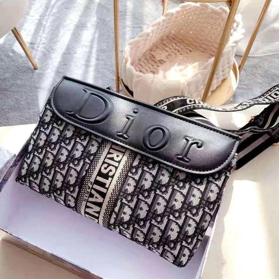 Versatile Textured Crossbody Bag 0823120805