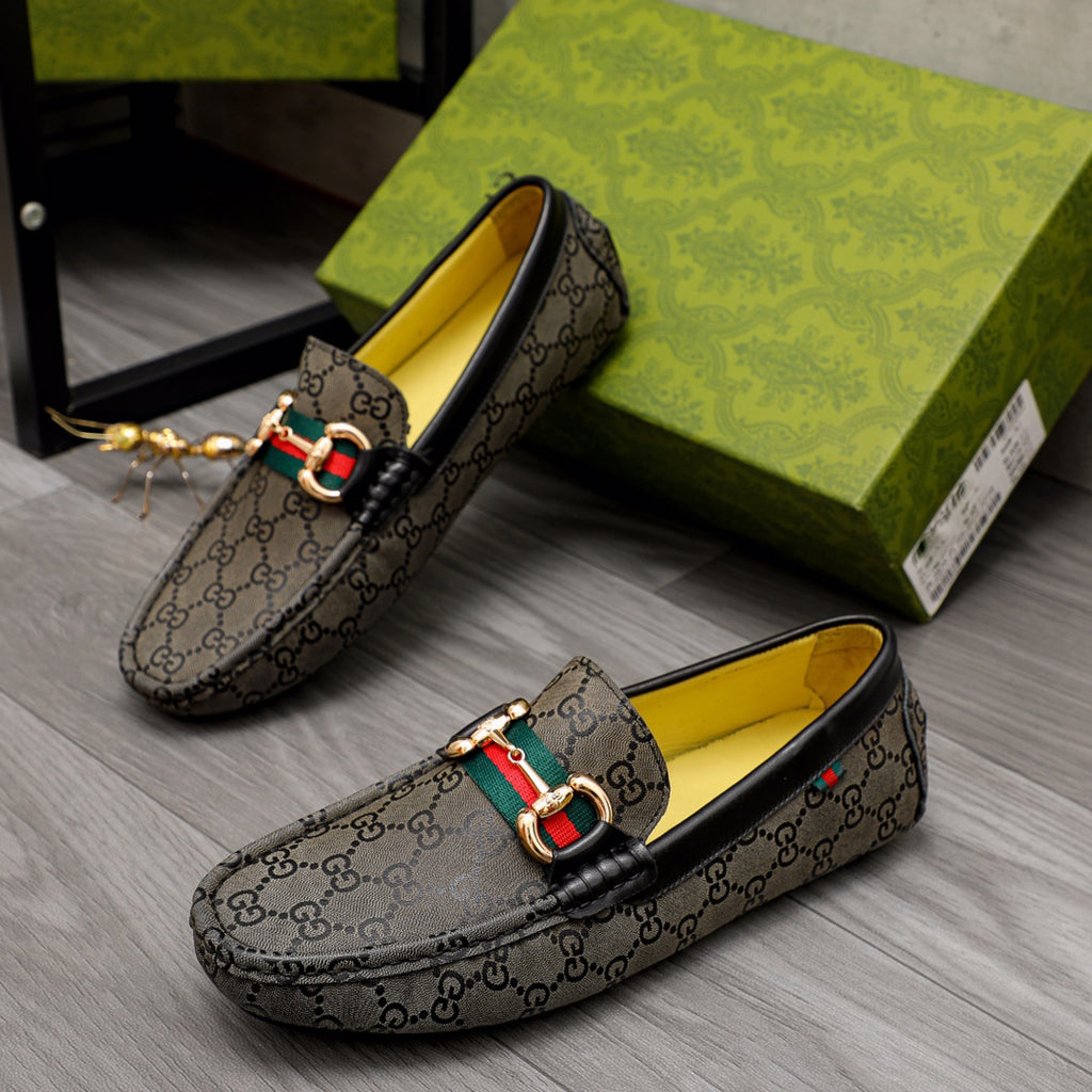Black Handmade Leather G Logo Loafers