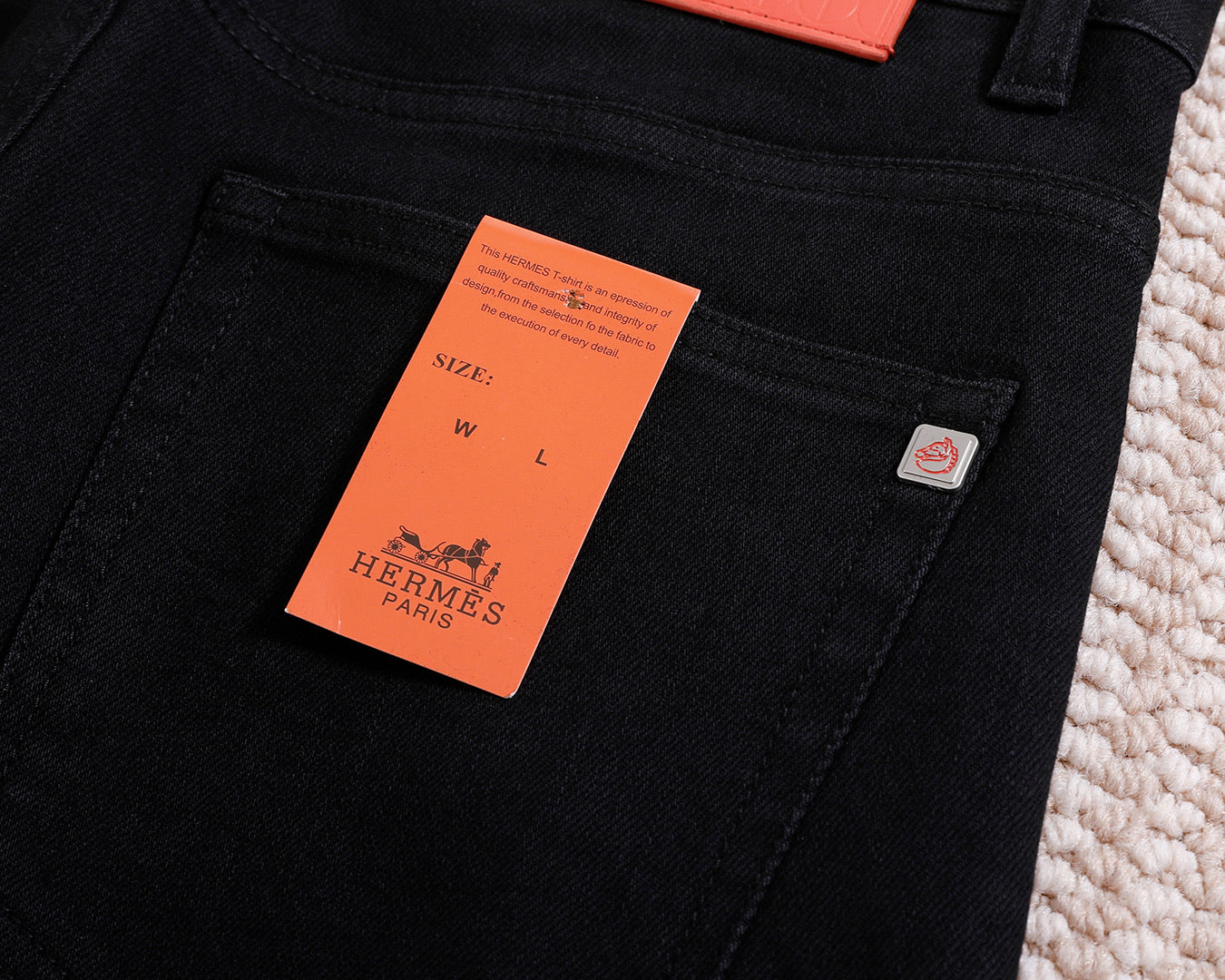 HM New slim straight-leg jeans 26061601