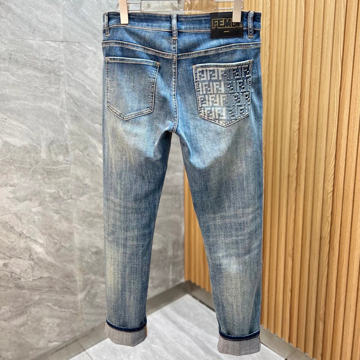 Men's Slim-Fit Jeans XC1026071505