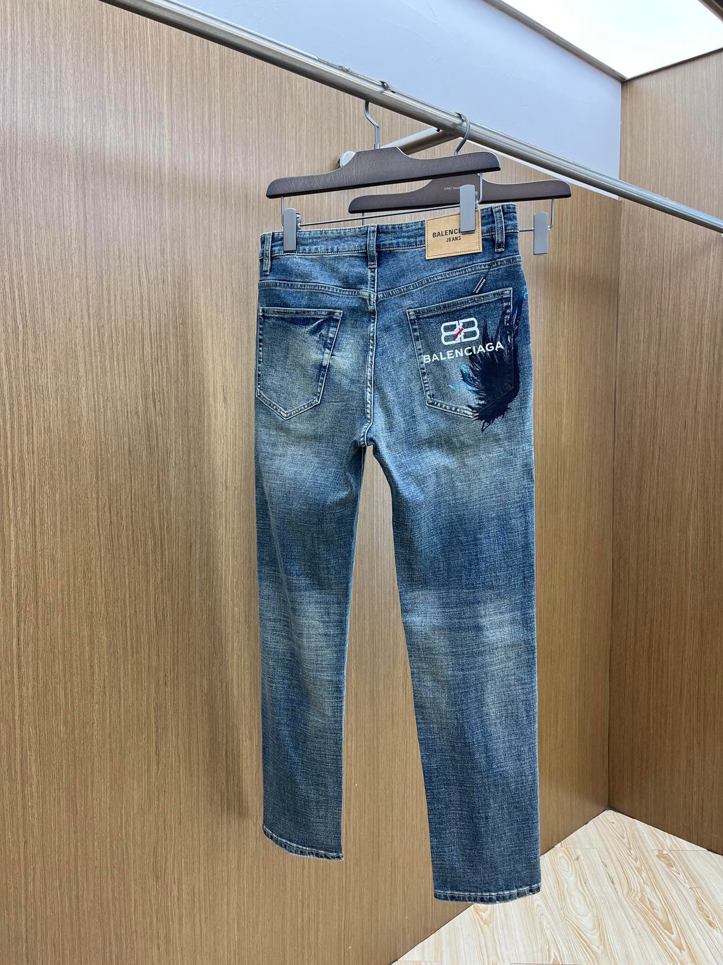 BB Spring/Summer Bestselling New Denim Jeans 26051304
