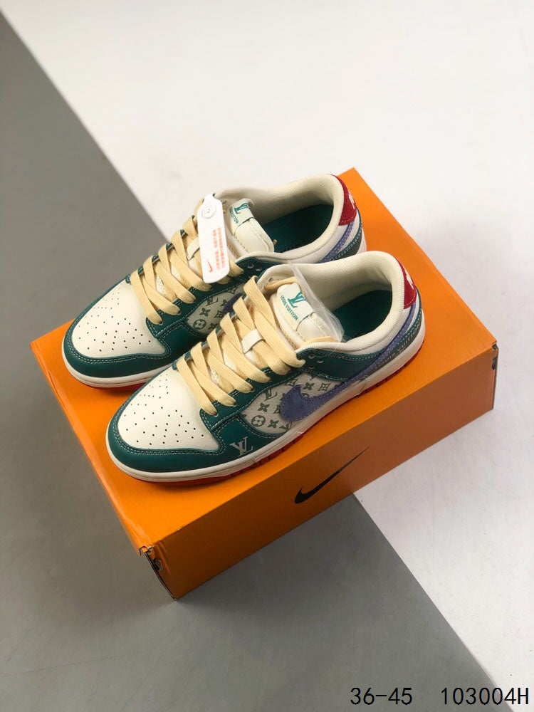 VV Air Force 1 Low-Top Collaboration Sneakers 26031309
