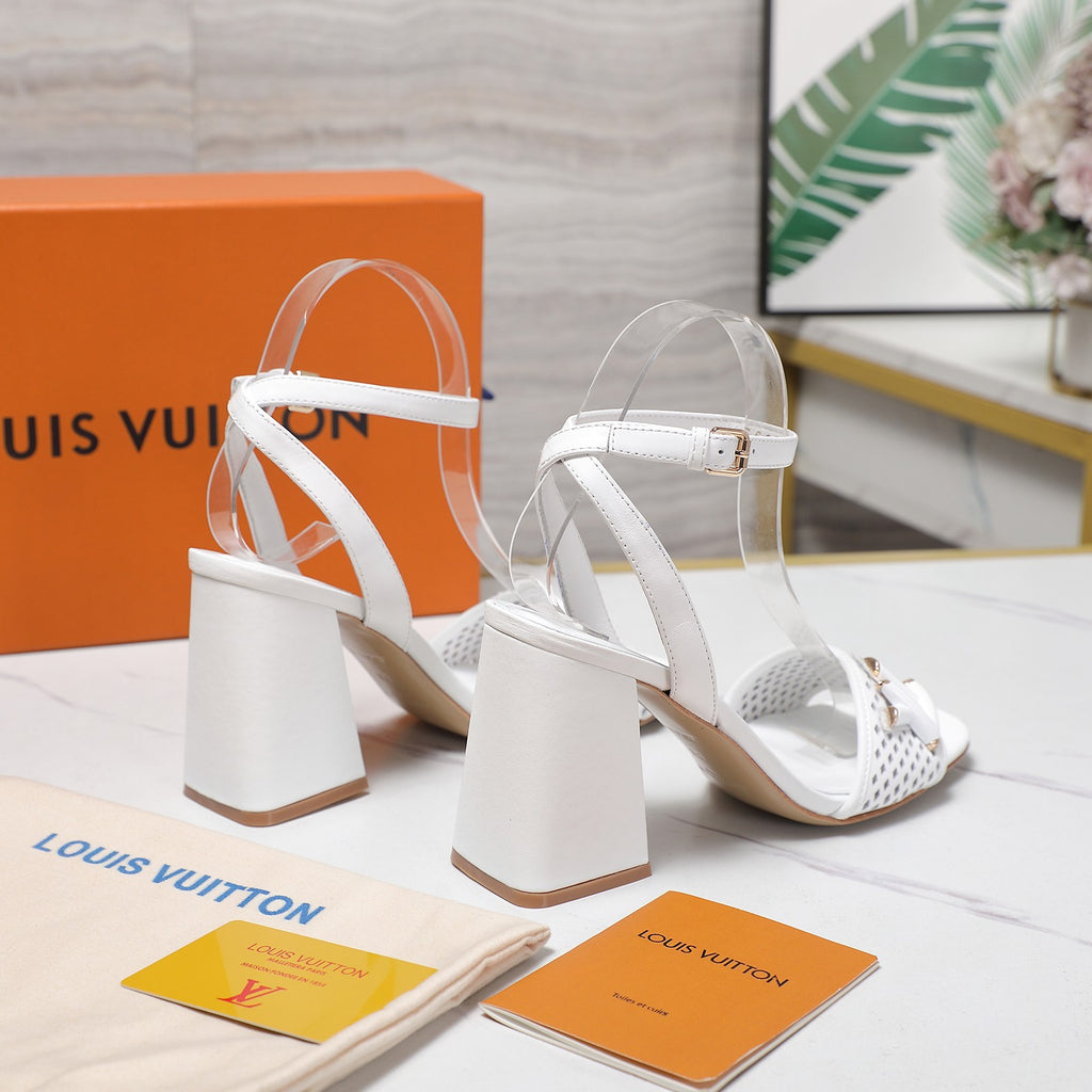 L sandals 1825043002