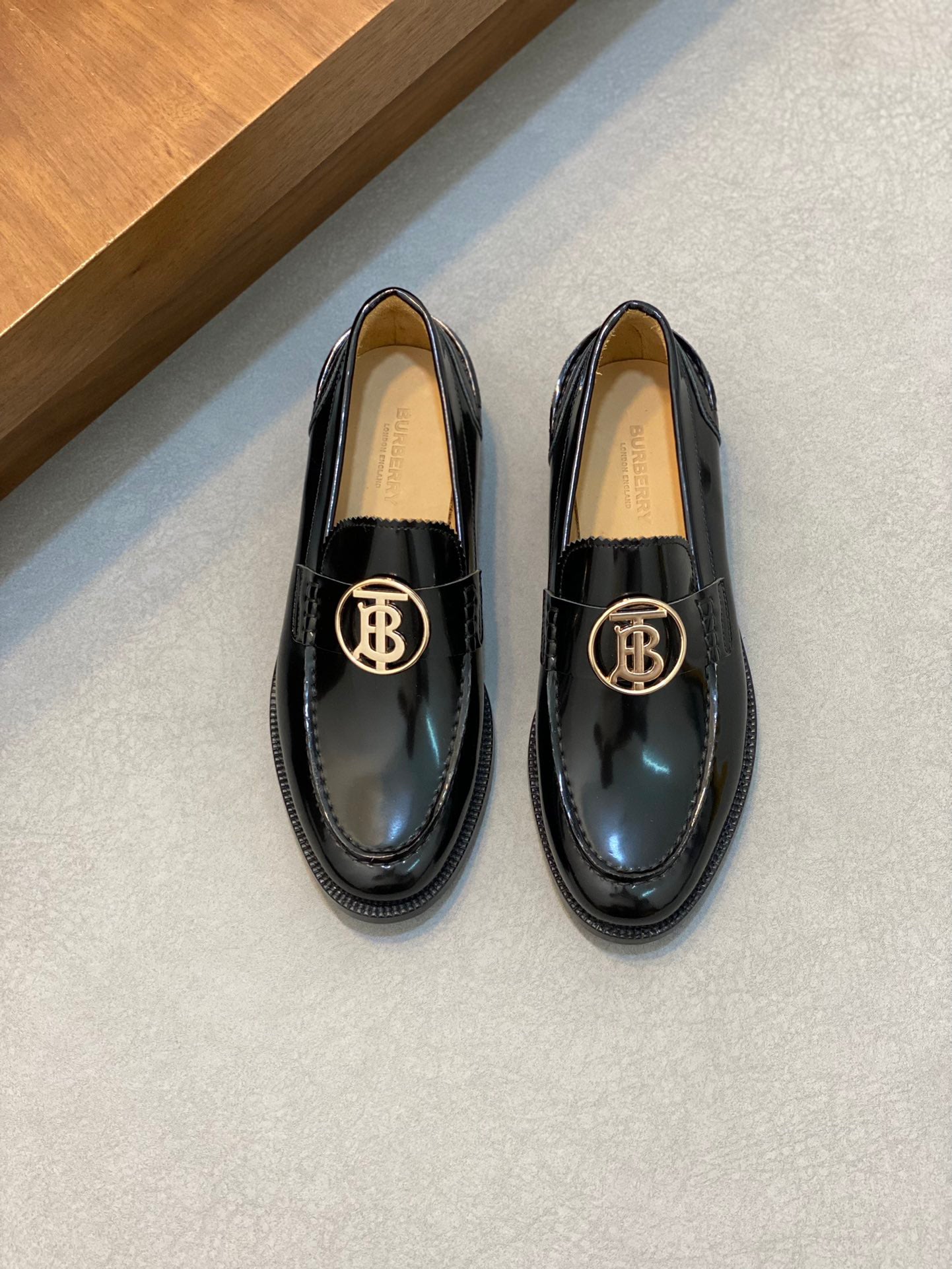 BBR Genuine leather top-quality loafers 26070802