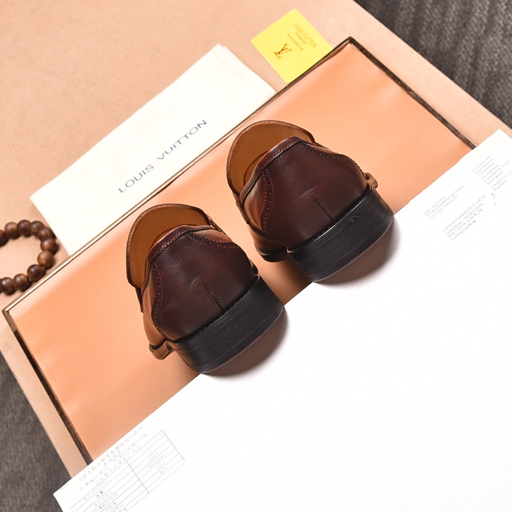 VV New leather shoes, top quality  26070312