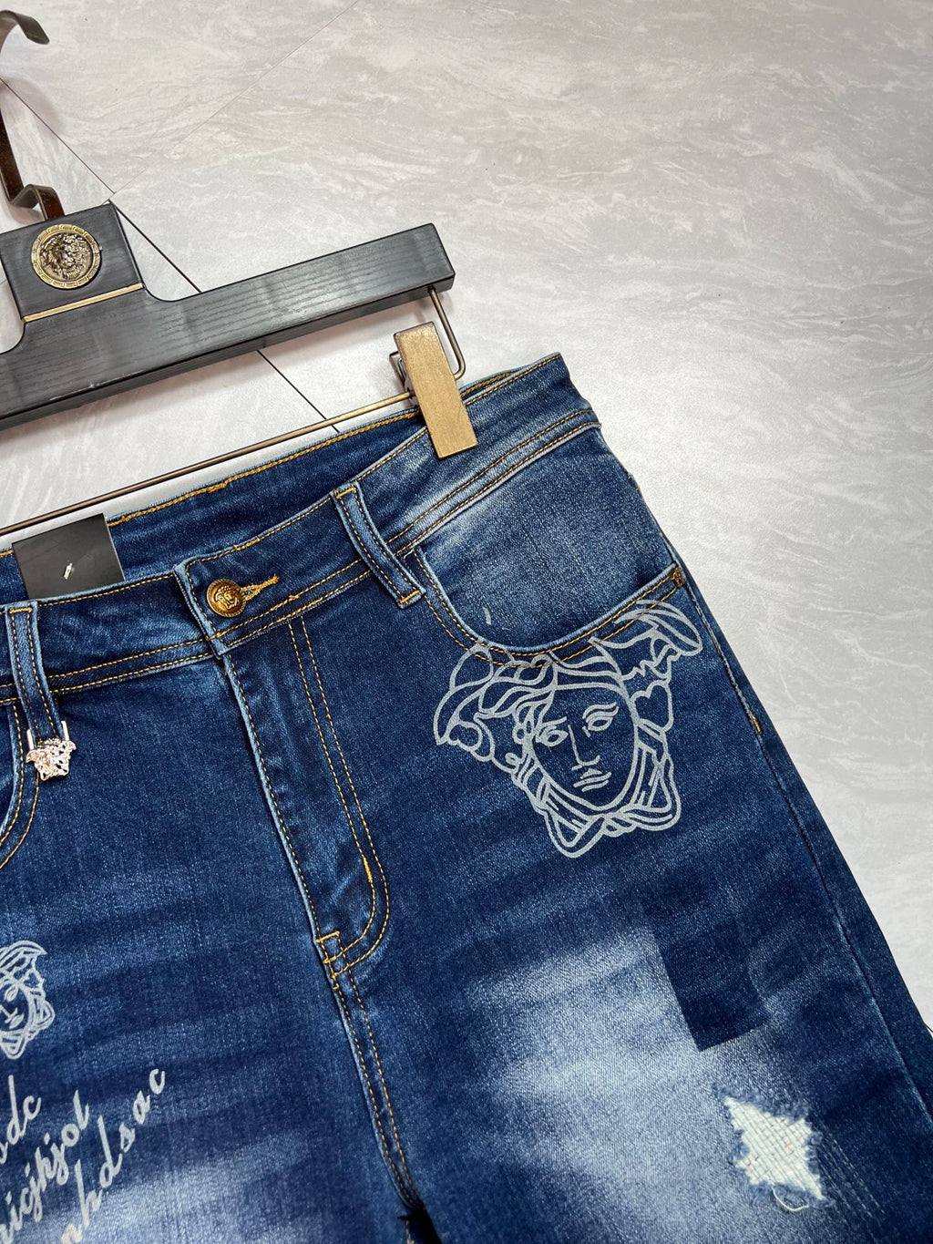 VS Latest and top-quality jeans 26031701