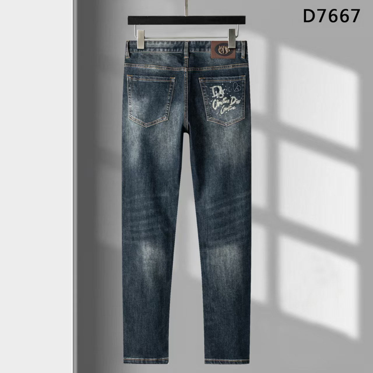 CD Latest hot-selling men's jeans 26020508