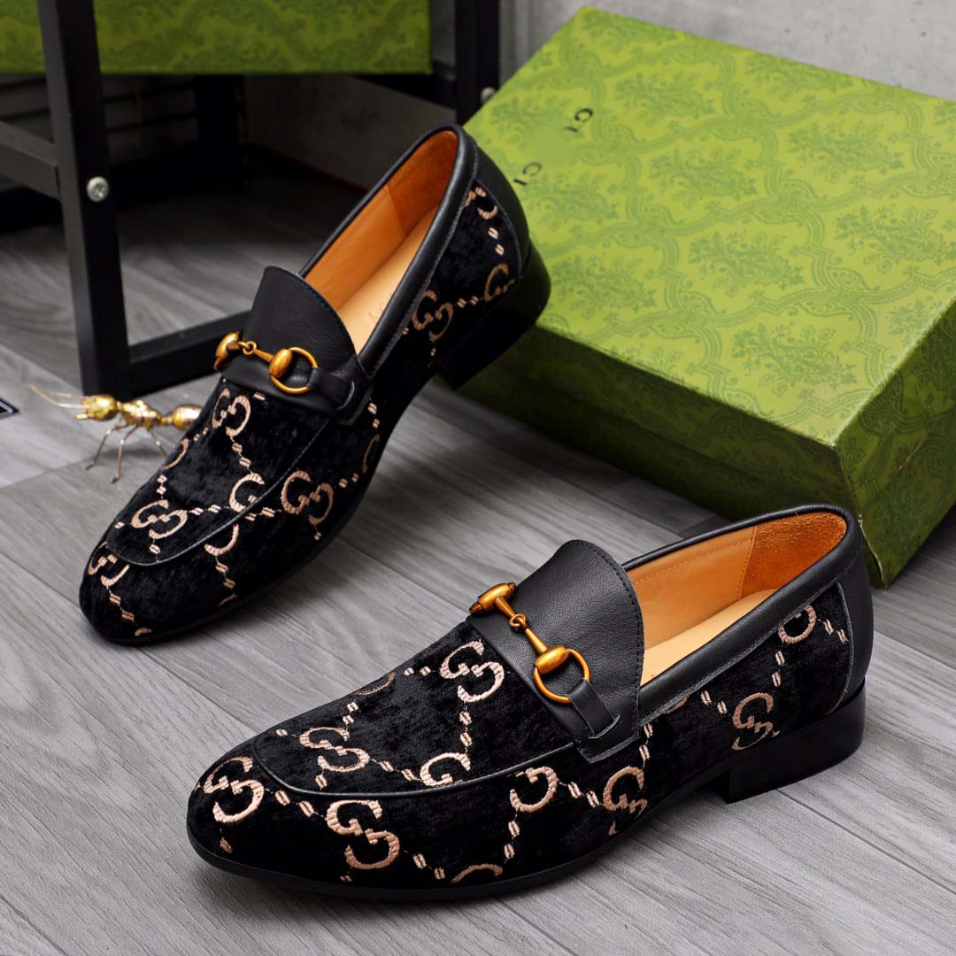 Black G Print Shoes