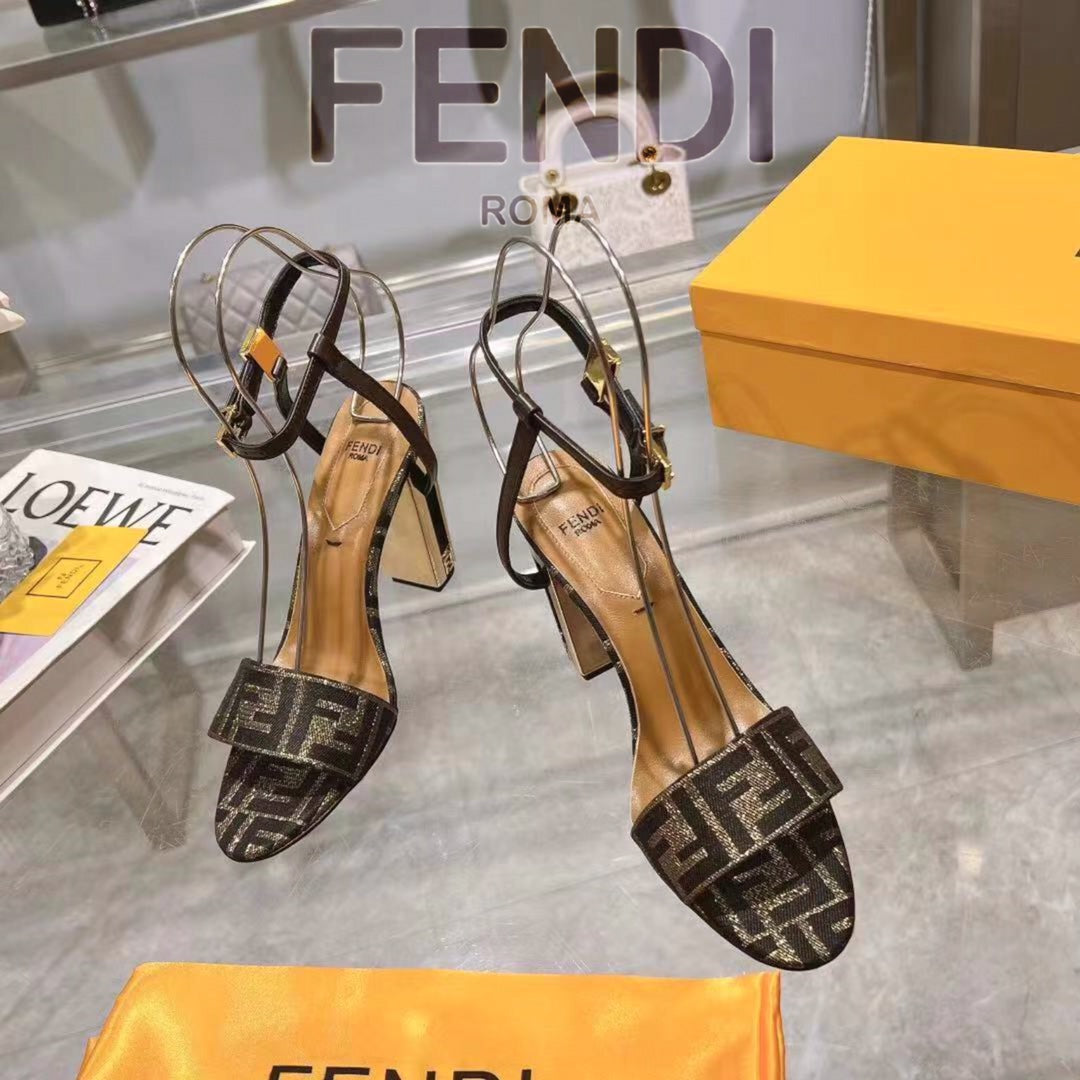 New Fashionable Thick Heel Fish Mouth Strip Sandals 1024022101