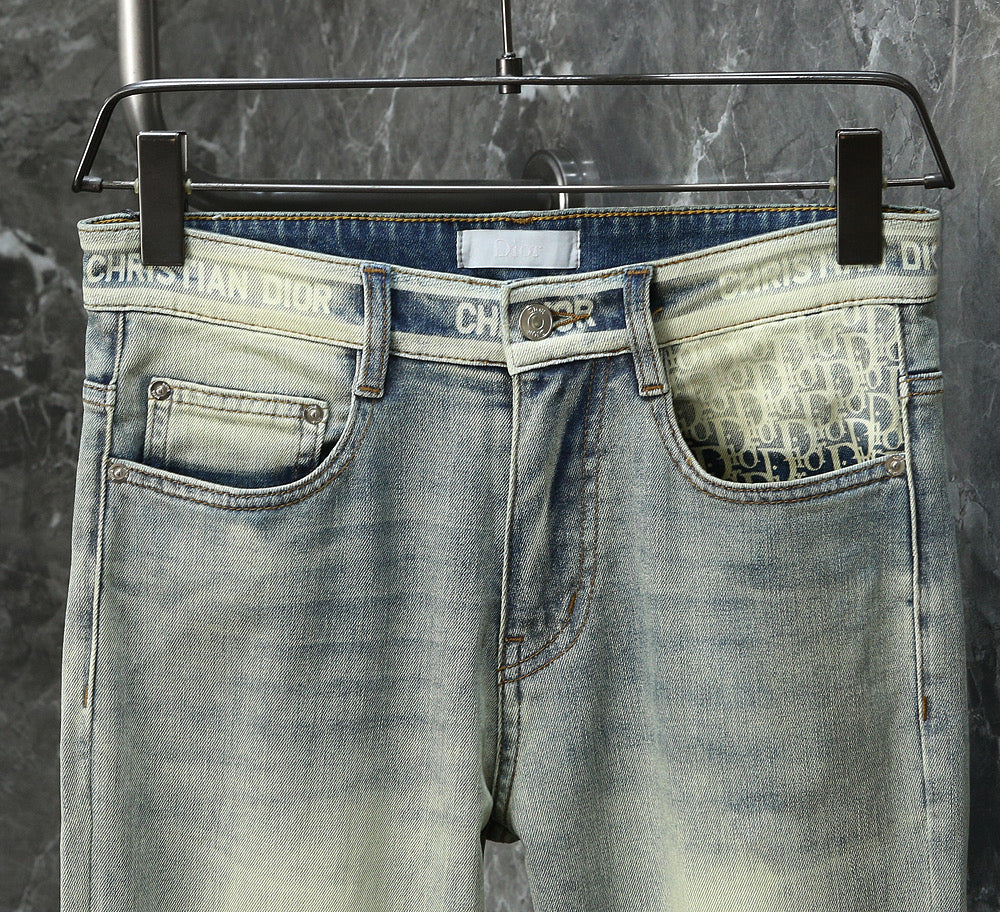 DR New slim straight-leg jeans  26061602