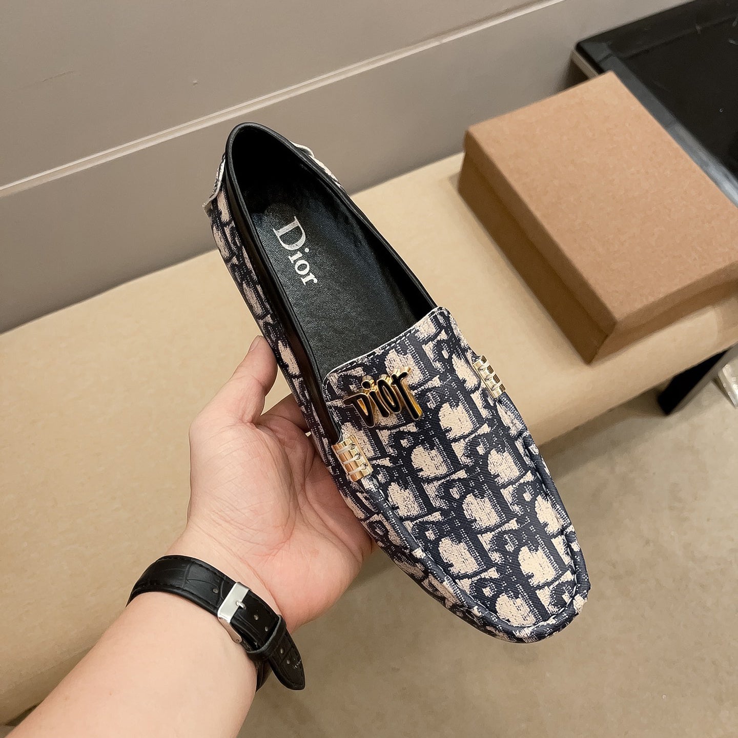 Classic letter-printed loafers 1824040711